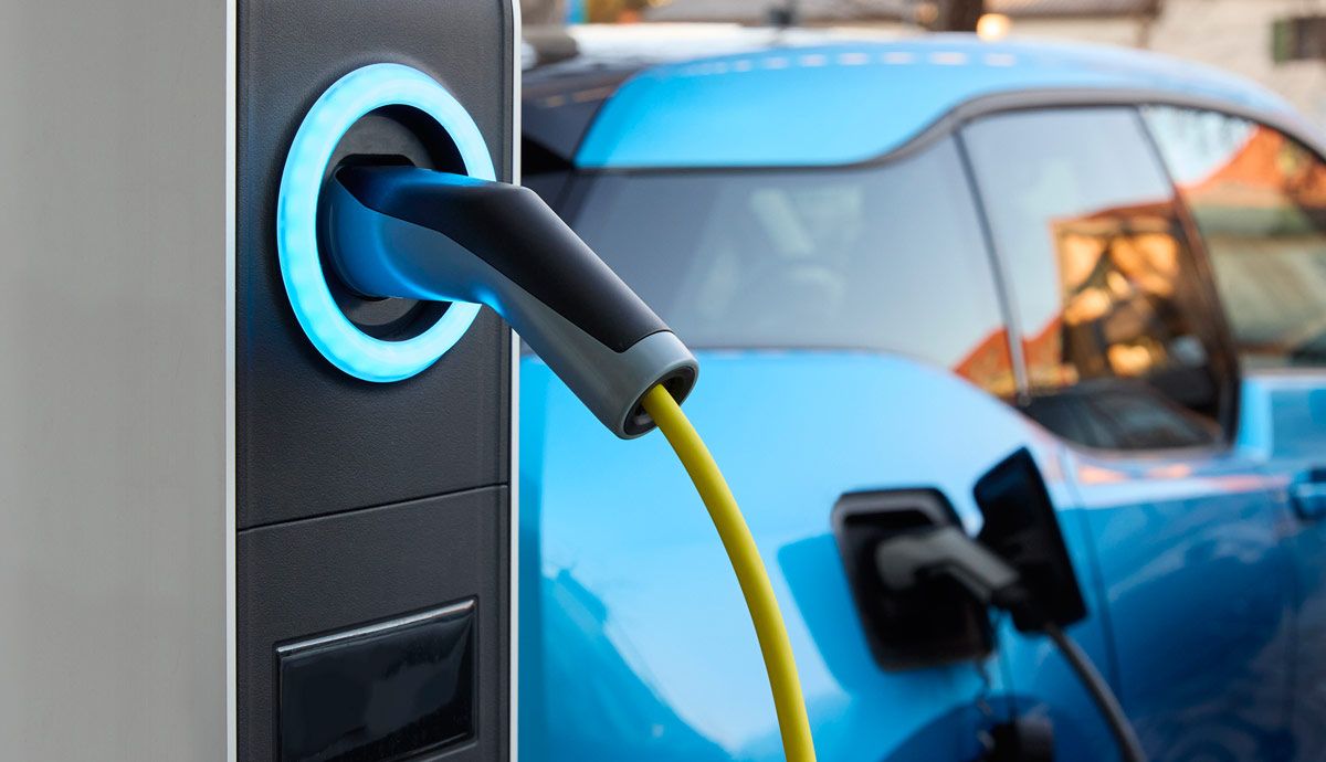RECARGA DE VEHÍCULOS ELÉCTRICOS